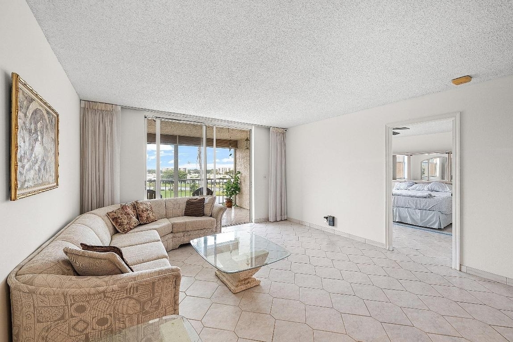 14623 Bonaire Boulevard - Photo 5