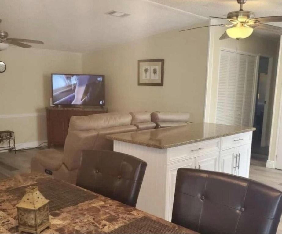 19418 Saddle Brook Court - Photo 9