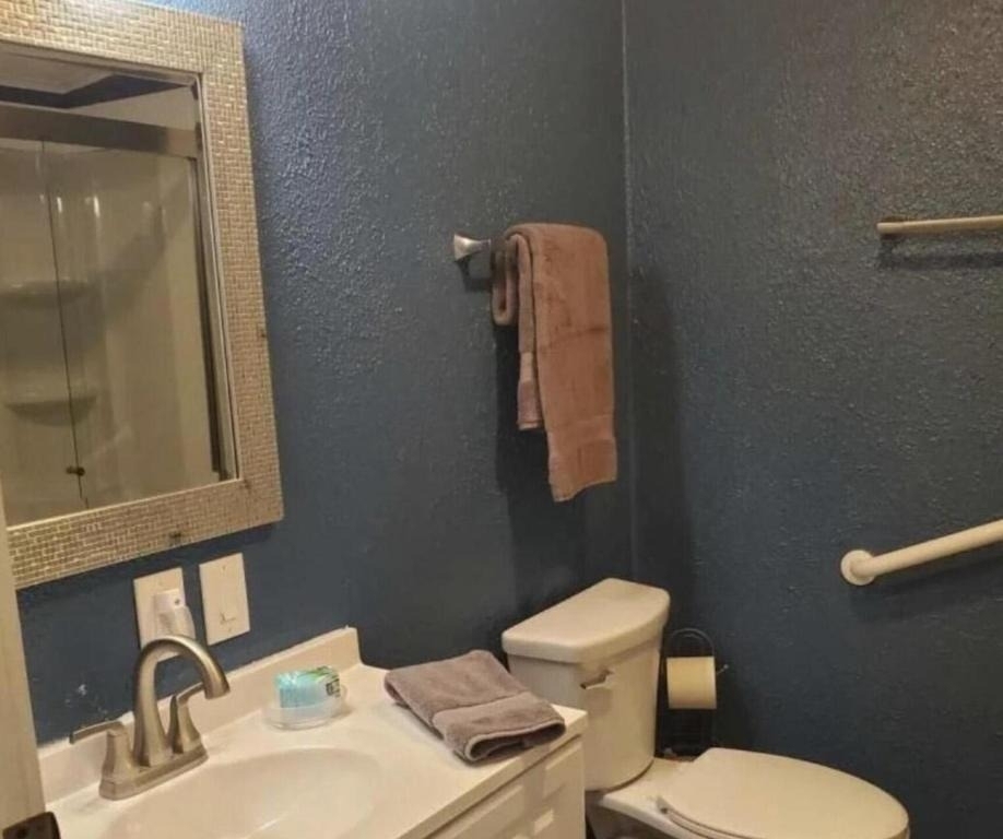 19418 Saddle Brook Court - Photo 15