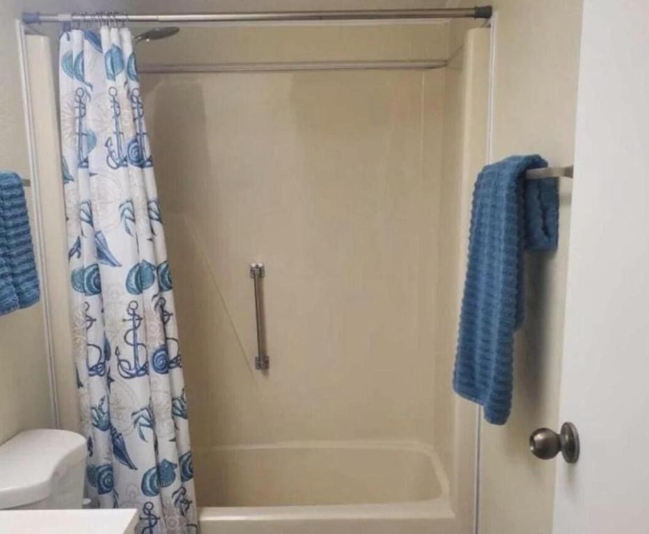 19418 Saddle Brook Court - Photo 12