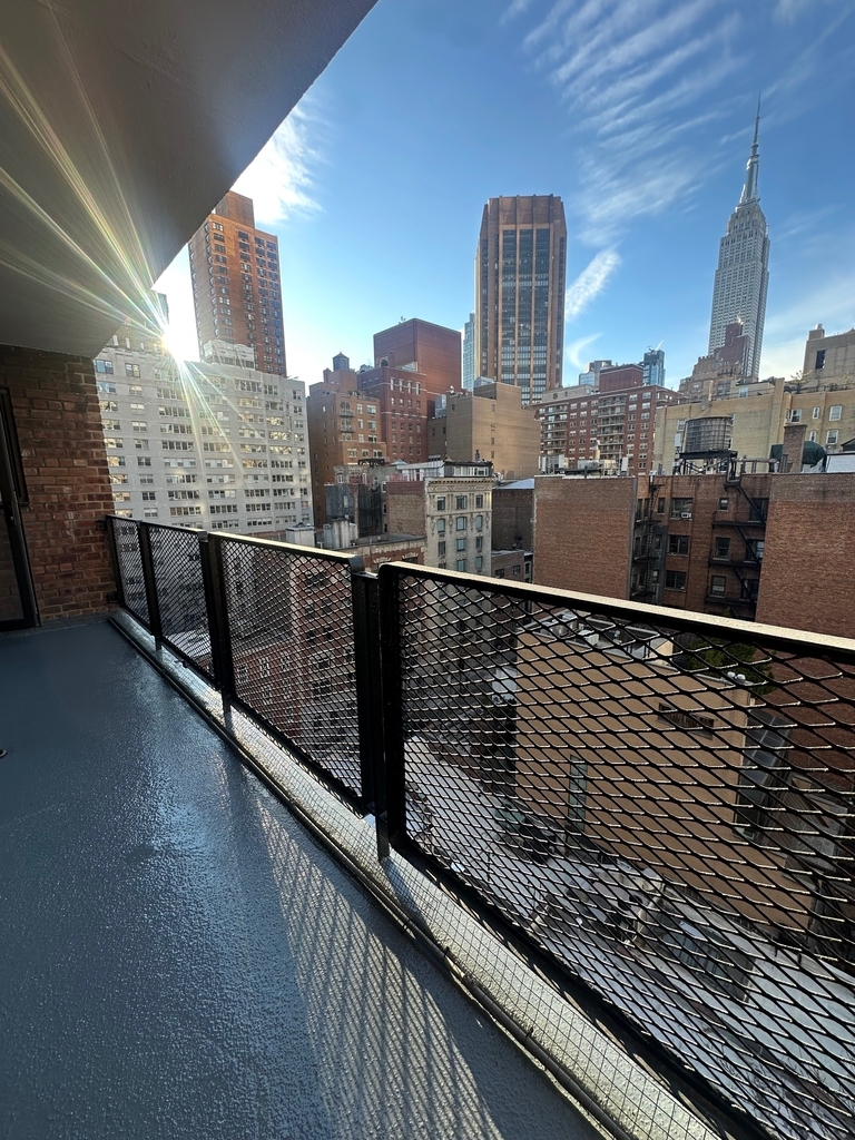 35th St and 3rd Ave - Photo 1