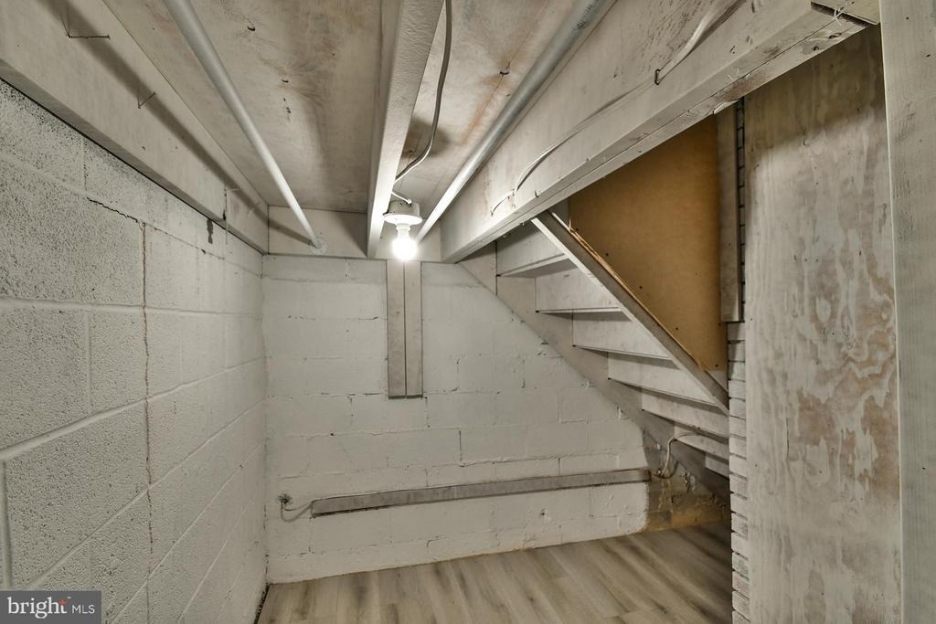6918 Pine Valley Drive - Photo 49