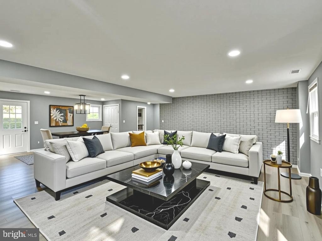 6918 Pine Valley Drive - Photo 36