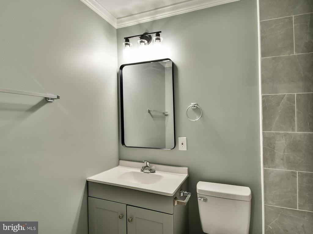 6918 Pine Valley Drive - Photo 24