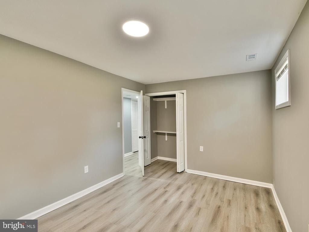 6918 Pine Valley Drive - Photo 45
