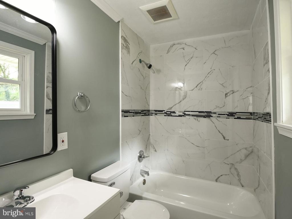 6918 Pine Valley Drive - Photo 19