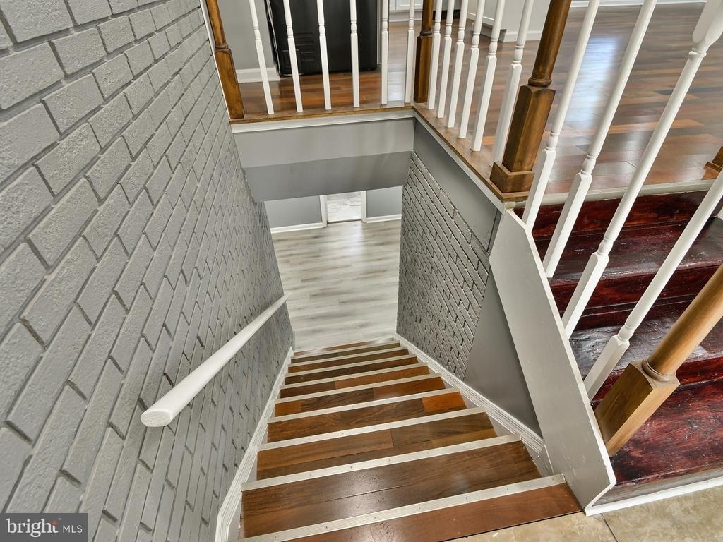 6918 Pine Valley Drive - Photo 32