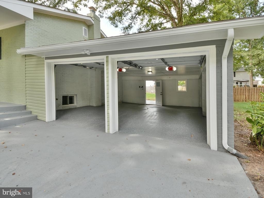 6918 Pine Valley Drive - Photo 55