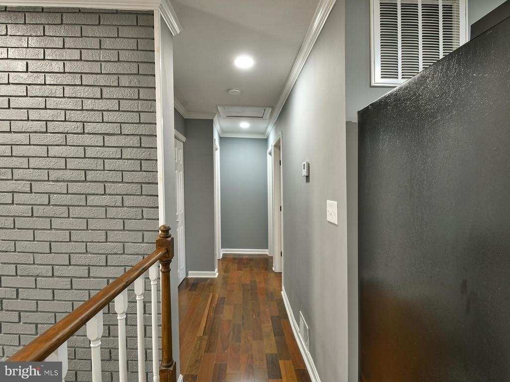 6918 Pine Valley Drive - Photo 15