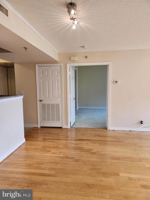5809 Nicholson Lane - Photo 12