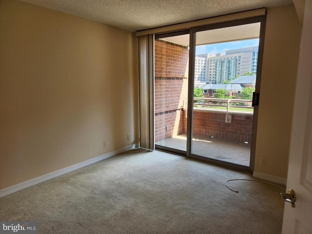 5809 Nicholson Lane - Photo 27