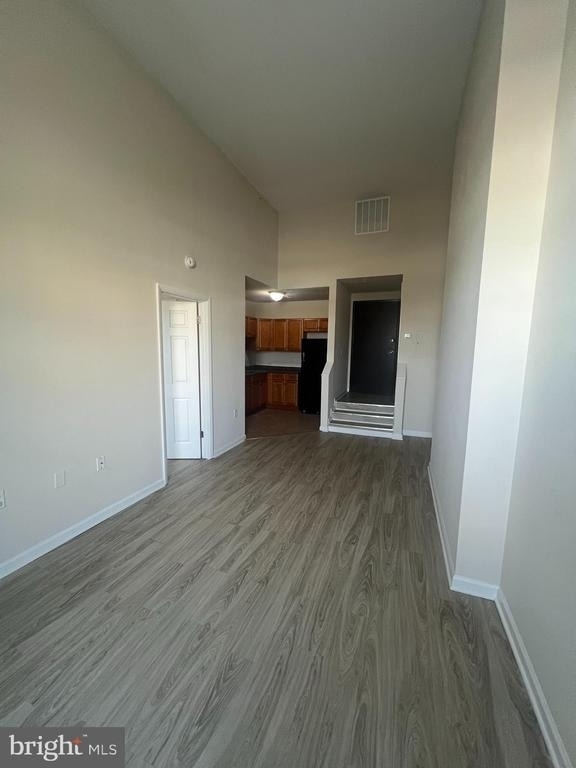 317 North Avenue E - Photo 1
