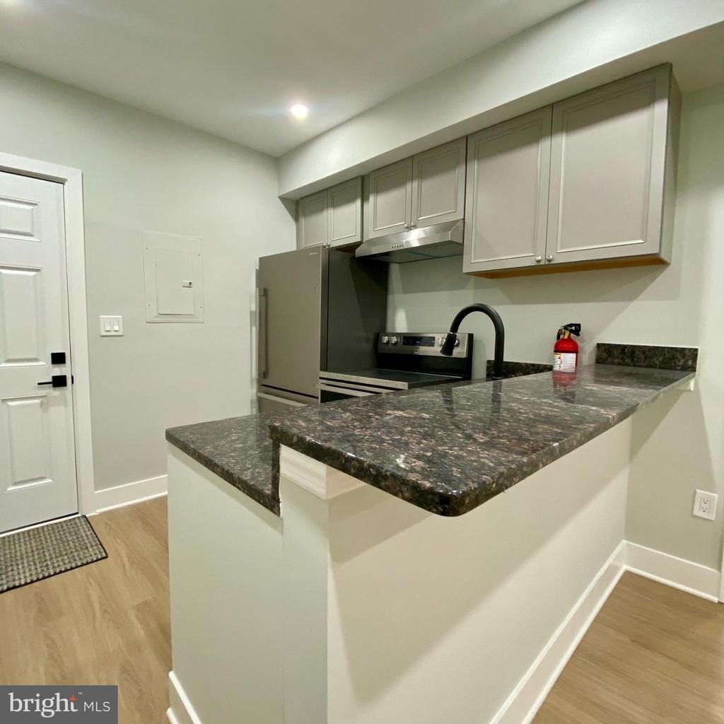 3701 9th Street Nw - Photo 1