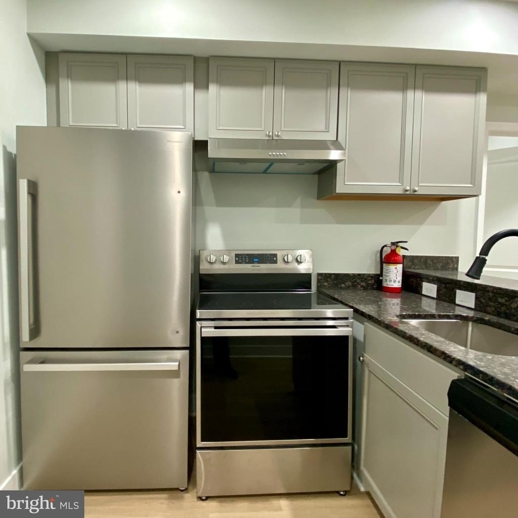 3701 9th Street Nw - Photo 6