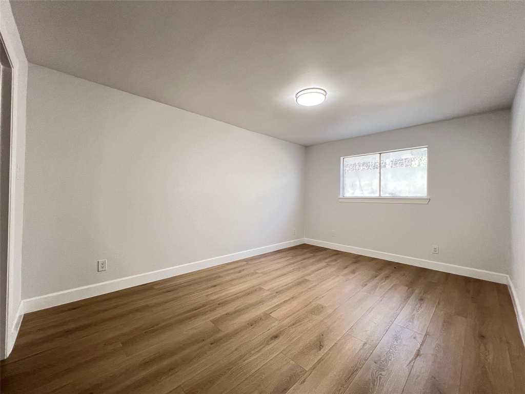 3310 Hycreek Dr - Photo 12