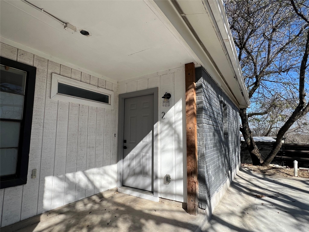 3310 Hycreek Dr - Photo 1