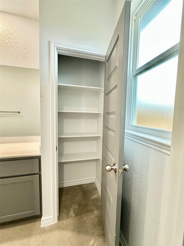 2321 Ocean Ave - Photo 17