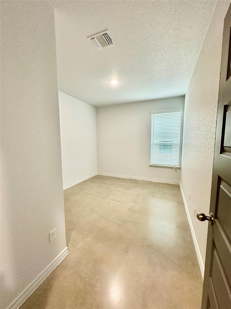 2321 Ocean Ave - Photo 10