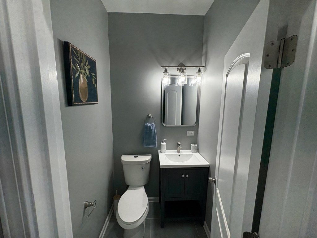 1755 E 72nd Street - Photo 4
