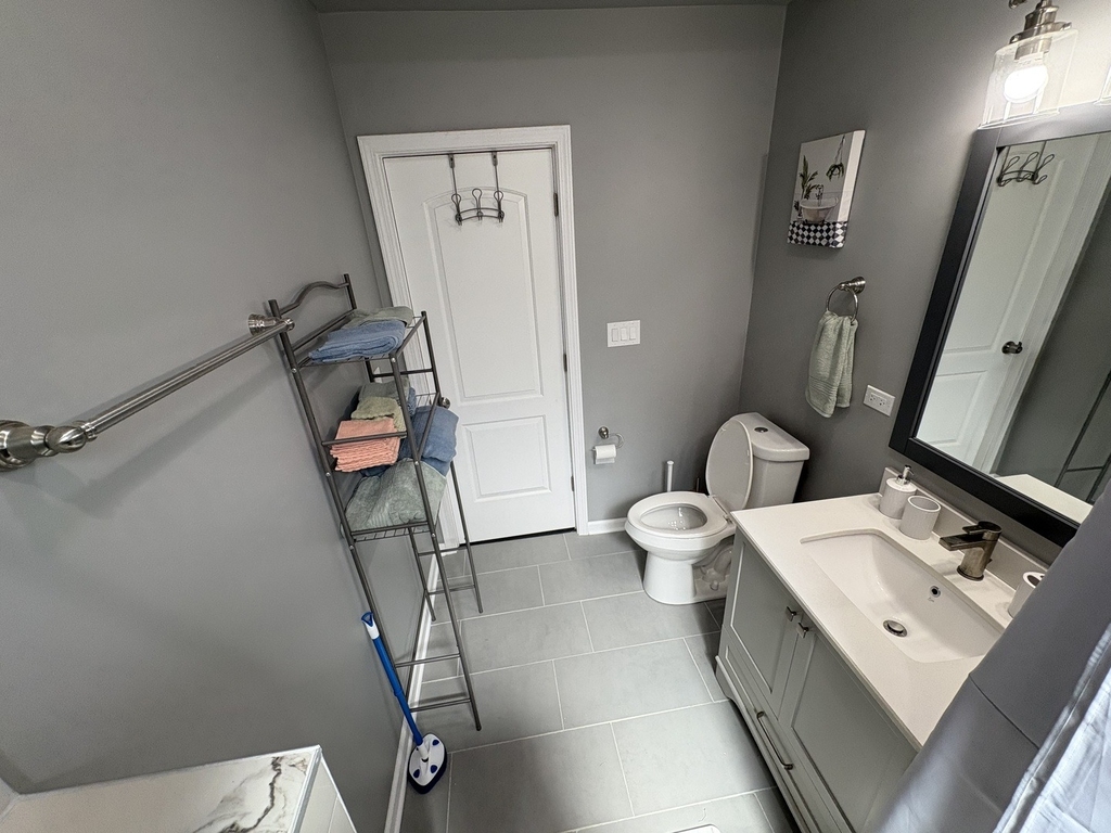 1755 E 72nd Street - Photo 5