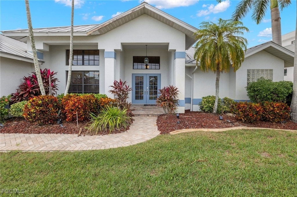 5310 Sands Boulevard - Photo 1