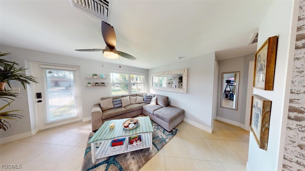 560 E Valley Drive - Photo 12