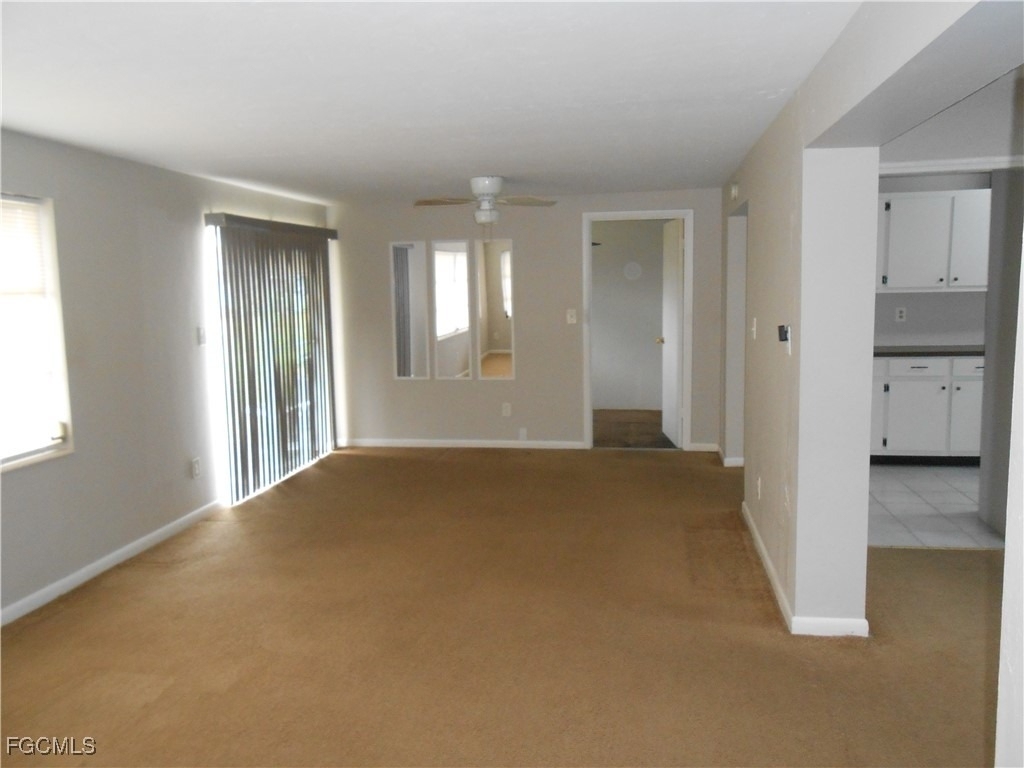 241 Thistle Court - Photo 4