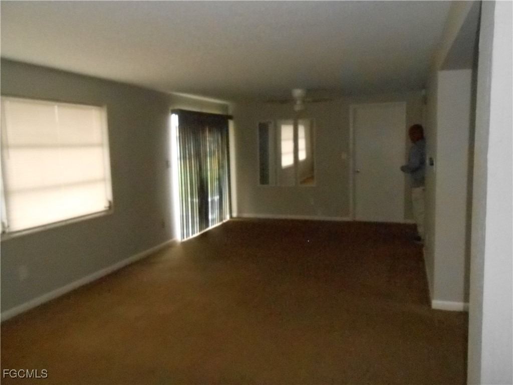 241 Thistle Court - Photo 2