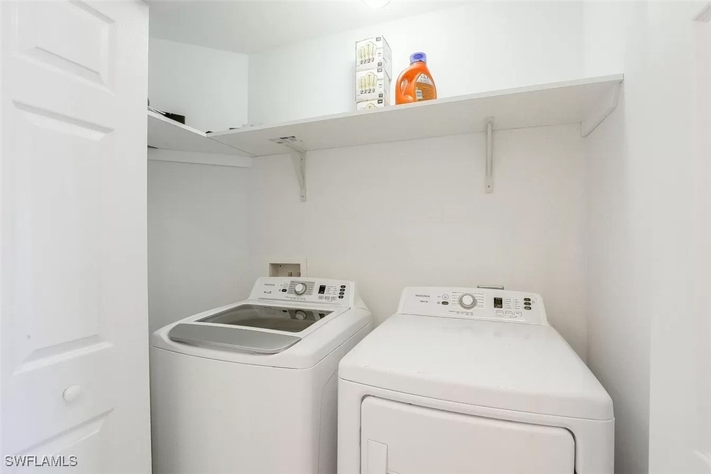 775 Hampton Circle - Photo 13