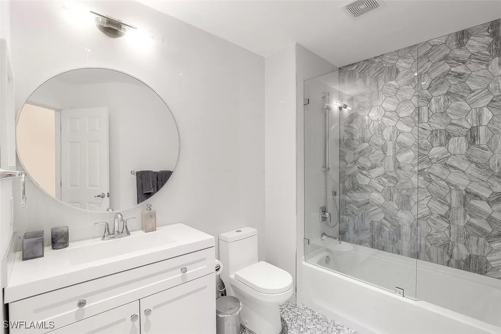 775 Hampton Circle - Photo 15