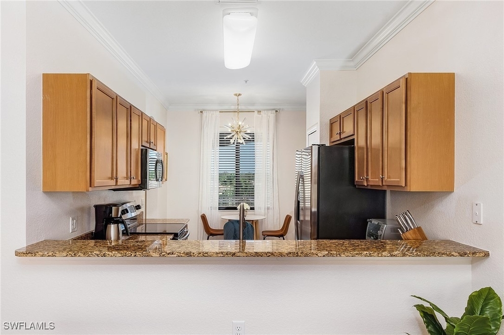 9731 Acqua Court - Photo 2