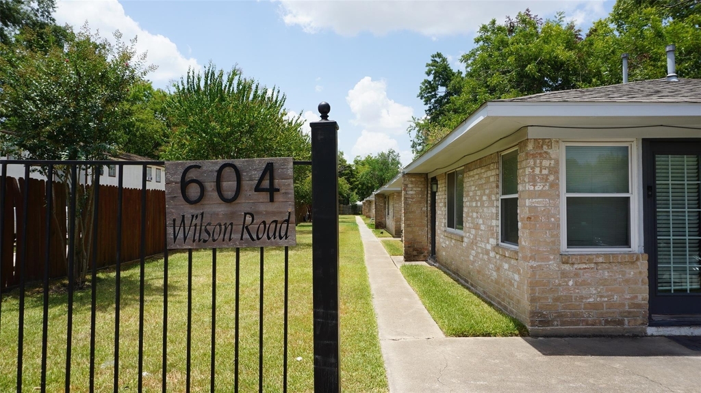 604 Wilson Road - Photo 1