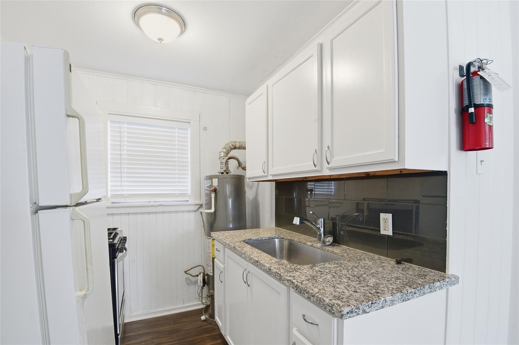 5010 Ennis S Street - Photo 6