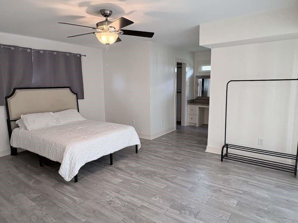 4711 Imogene Street - Photo 11