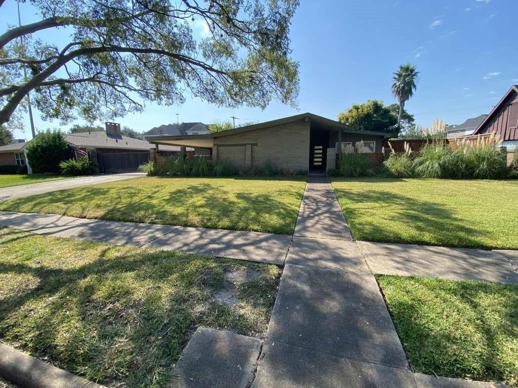 4711 Imogene Street - Photo 0