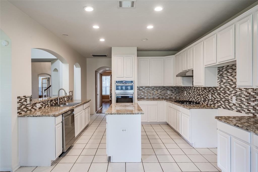 3402 Caloway Court - Photo 10