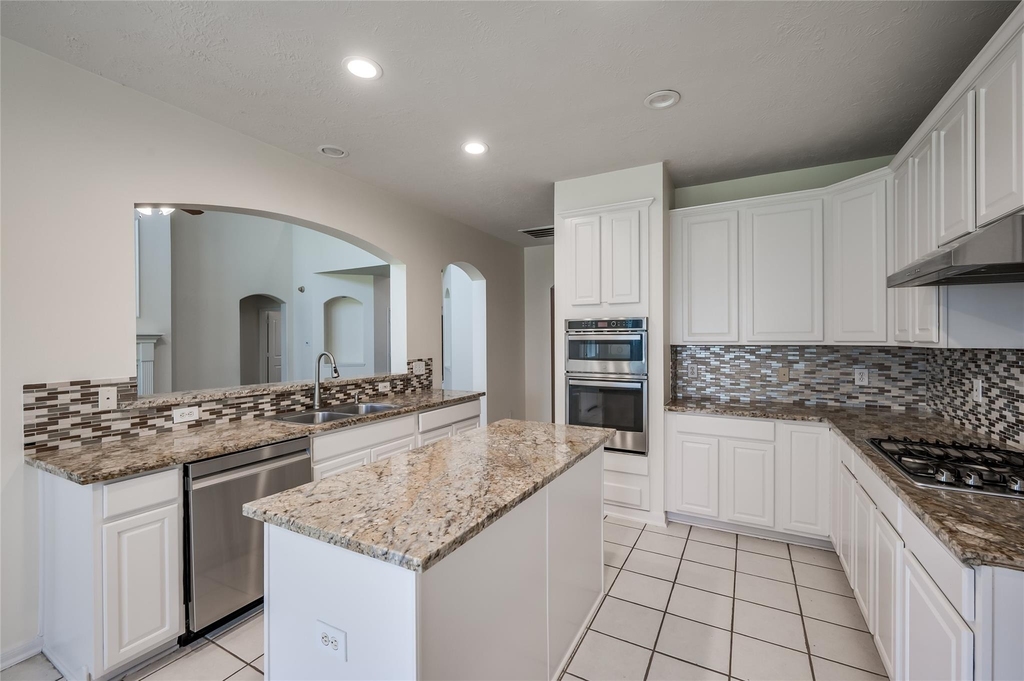 3402 Caloway Court - Photo 9