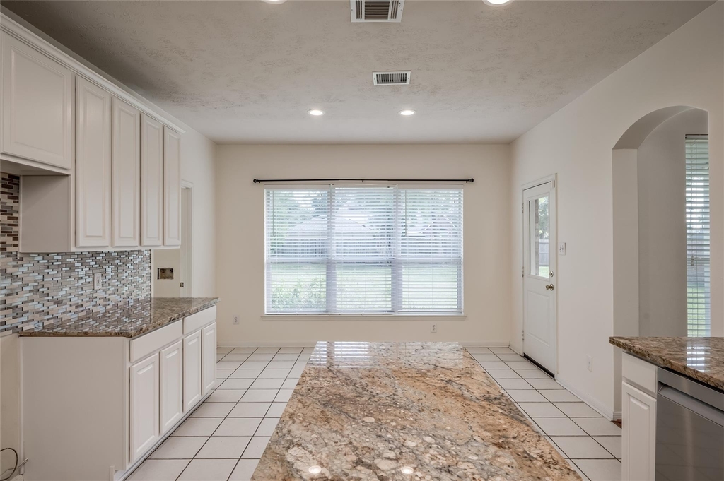 3402 Caloway Court - Photo 13