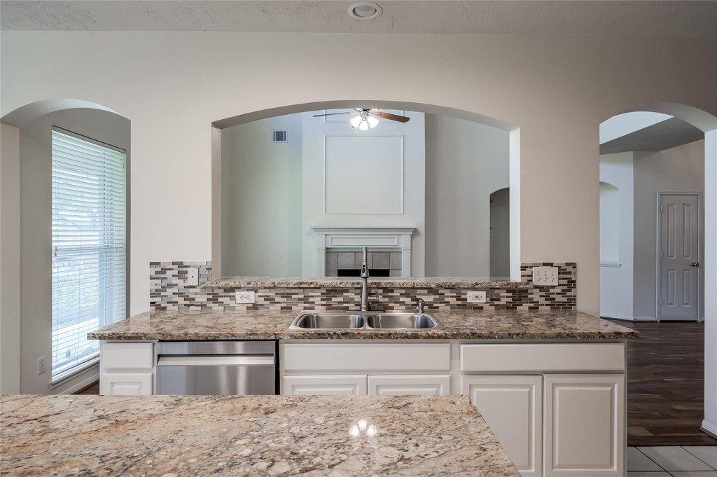 3402 Caloway Court - Photo 11
