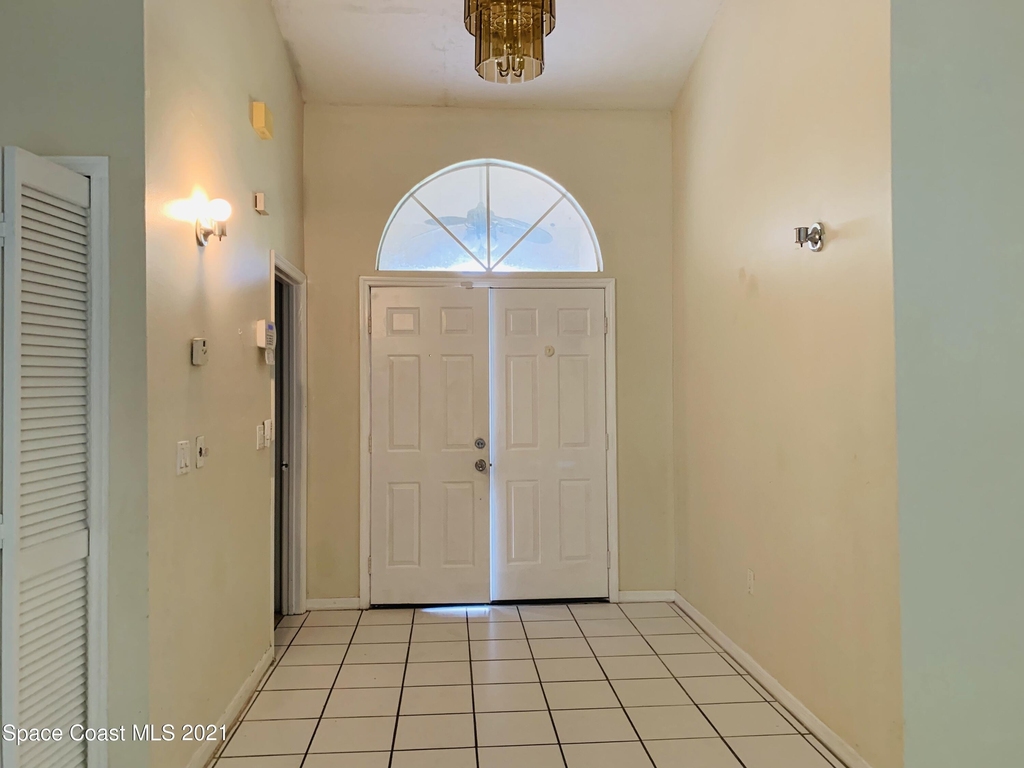 1337 Helvenston Street Nw - Photo 0