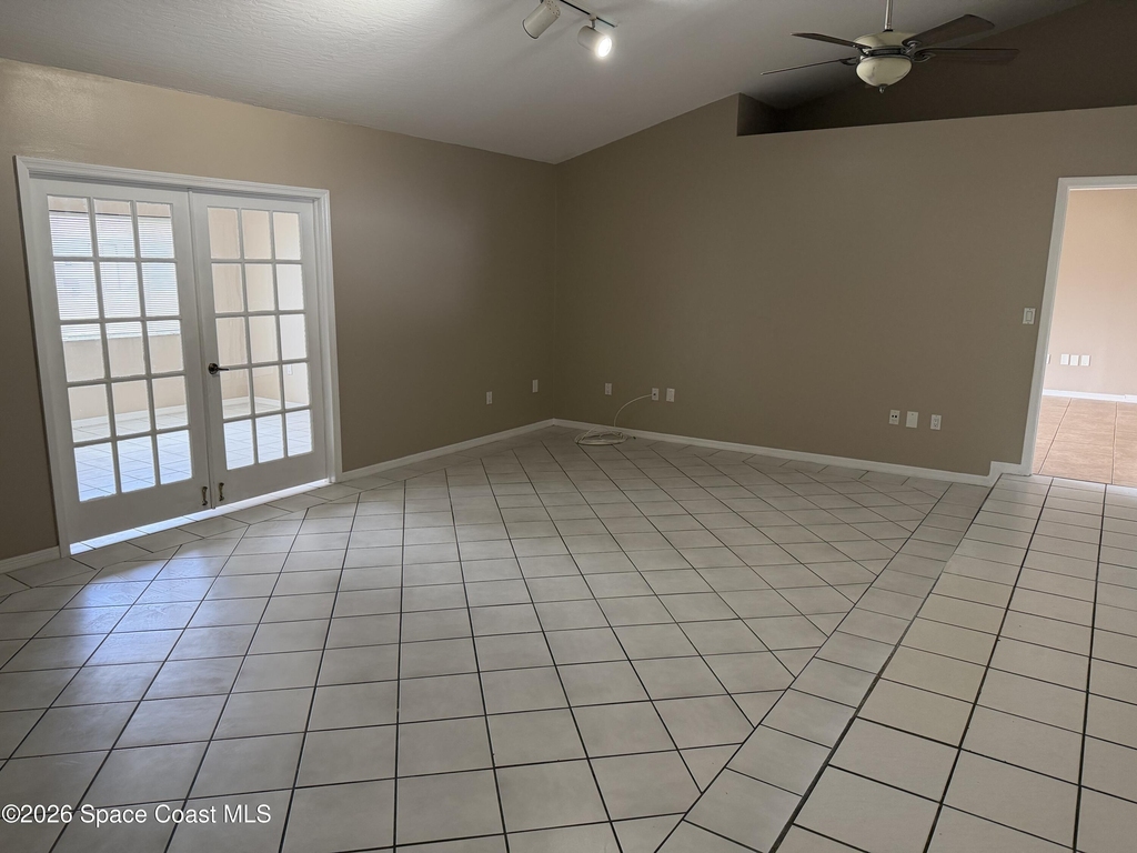 1337 Helvenston Street Nw - Photo 5