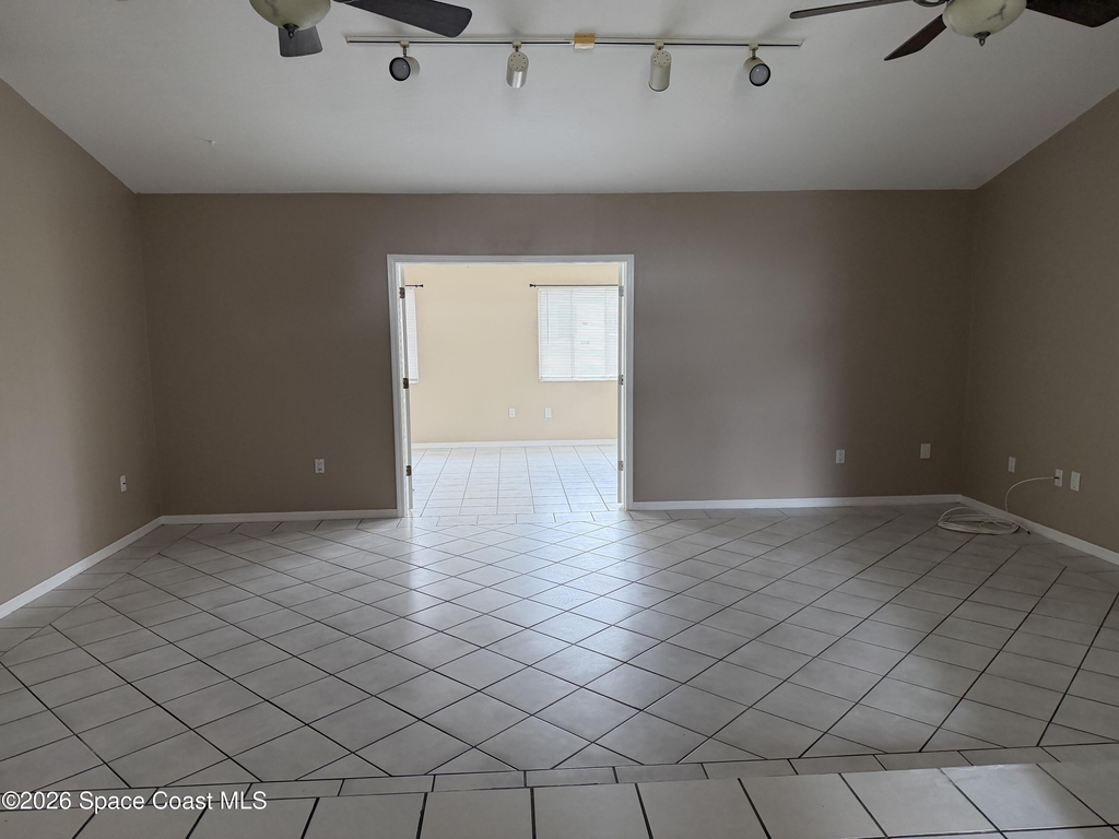 1337 Helvenston Street Nw - Photo 3
