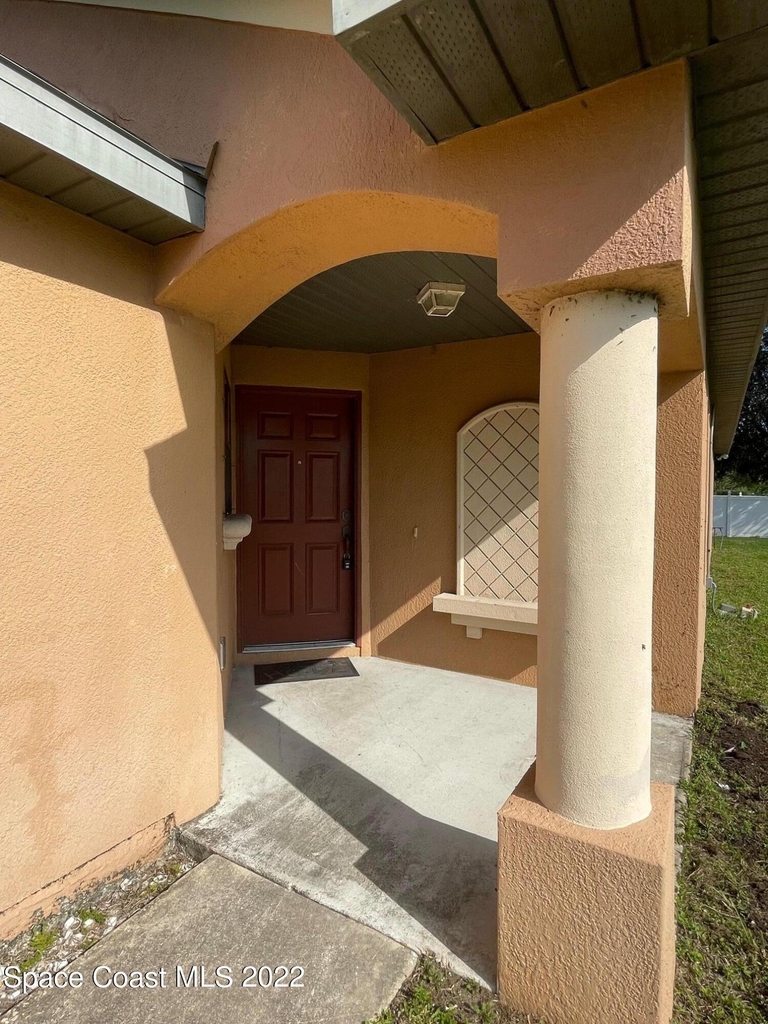 1897 Gould Avenue Sw - Photo 18