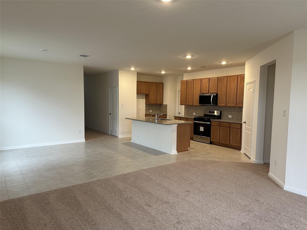 3019 Kastania Lane N - Photo 8