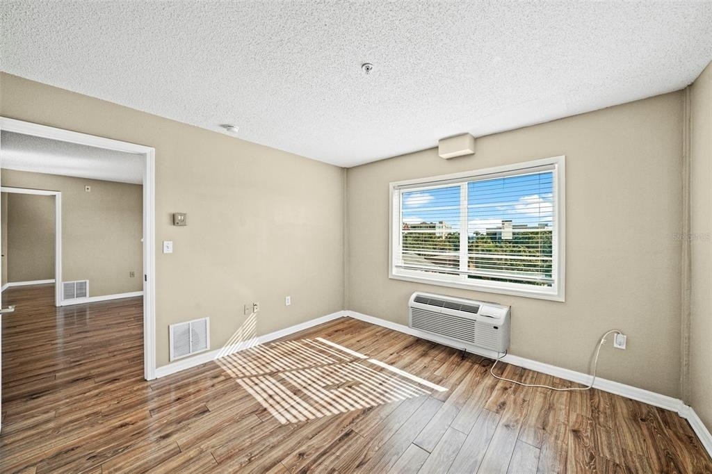 406 S Cedar Avenue - Photo 19