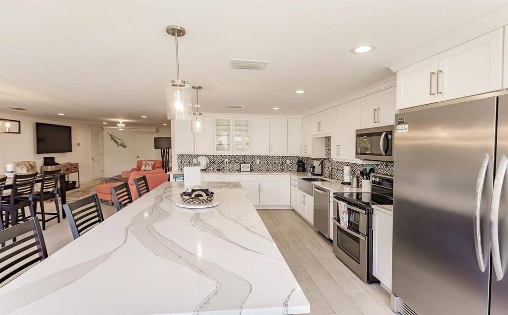 1125 W Peppertree Drive - Photo 10