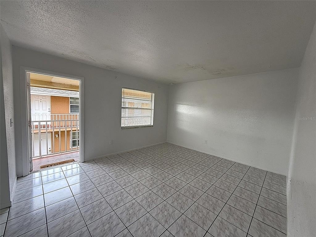 720 Michigan Court - Photo 5