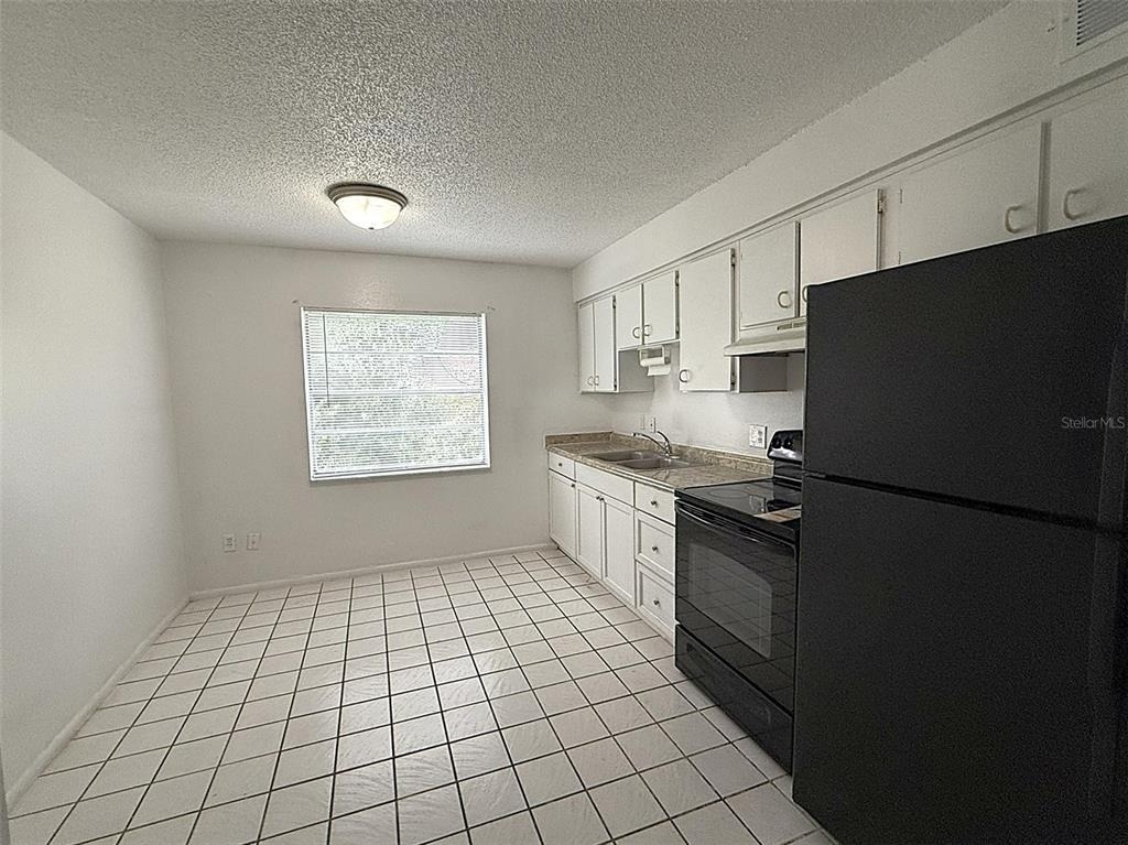720 Michigan Court - Photo 3