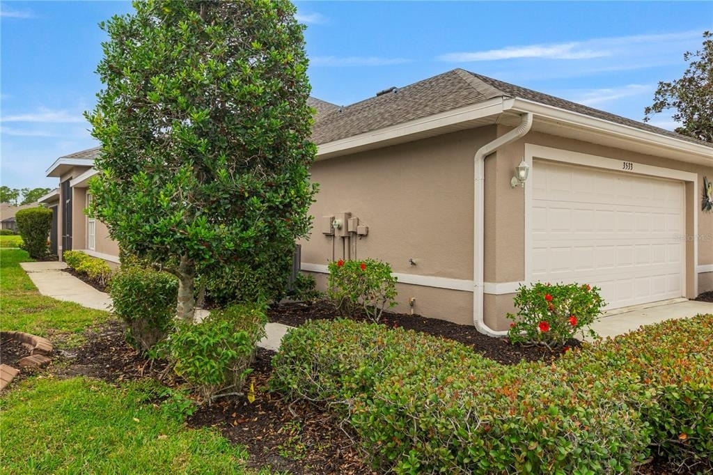 3533 Lakewood Boulevard - Photo 2