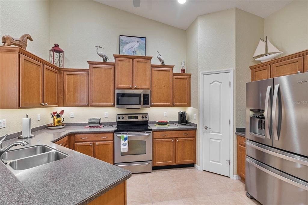 3533 Lakewood Boulevard - Photo 8